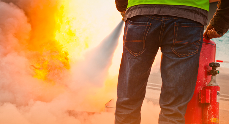 Extintores de CO2: Quando e Como Utilizar Esse Tipo de Extintor? 4 extintor de CO2