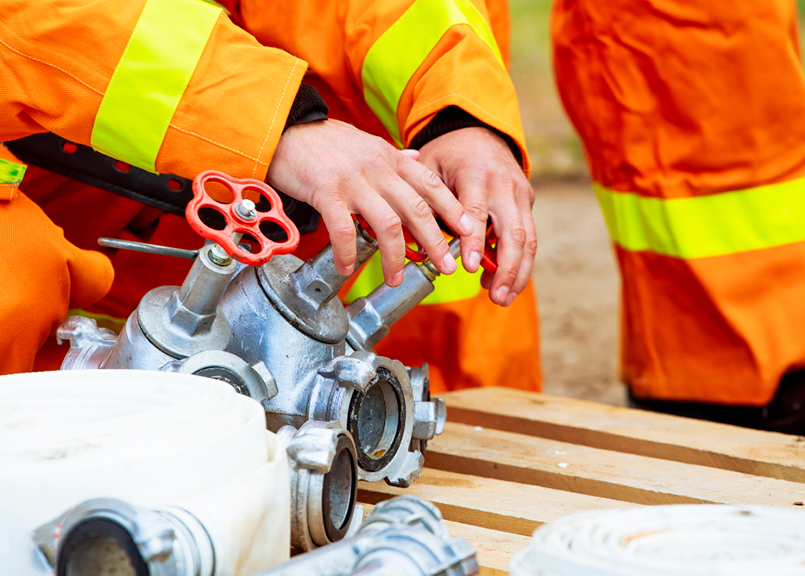 Inspeções Regulares de Segurança Contra Incêndios: O Que Verificar? 6 BLOG 27 HIDRANTE TESTE PRESSAO