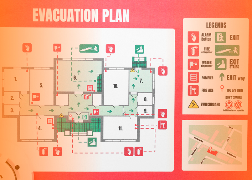 Segurança Contra Incêndios no Carnaval: Medidas Essenciais para Proteger sua Empresa Durante a Folia 5 BLOG 33 EVACUATIONPLAN ILUSTRA