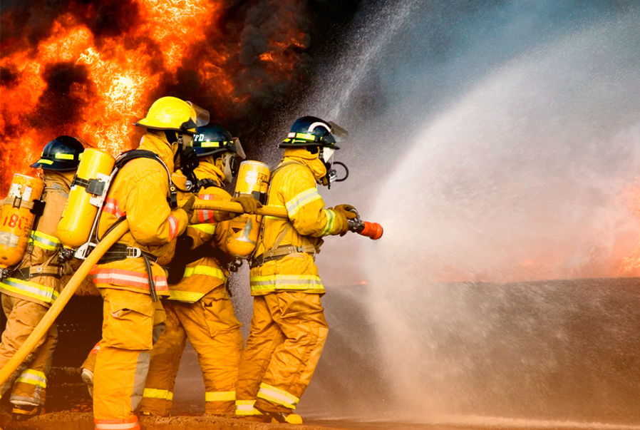 Segurança Contra Incêndios em Espaços de Grande Circulação: Como Proteger Shopping Centers, Aeroportos e Estádios 6 BLOGPOST 34 BRIGADISTAS ACAO