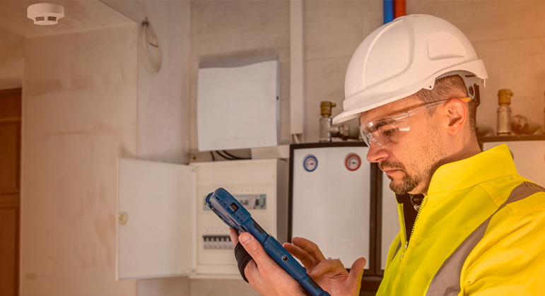 Por que revisar o sistema de proteção contra incêndio antes do inverno? 3 BLOG 9 INSPETOR EPI 4