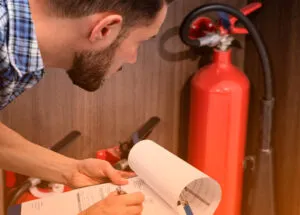 inspeção de equipamentos contra incêndio