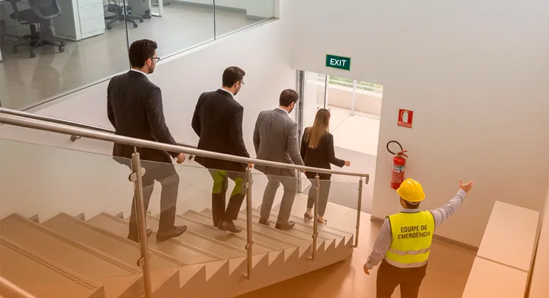 Treinamento de brigada de incêndio: como planejar para o início do próximo ano